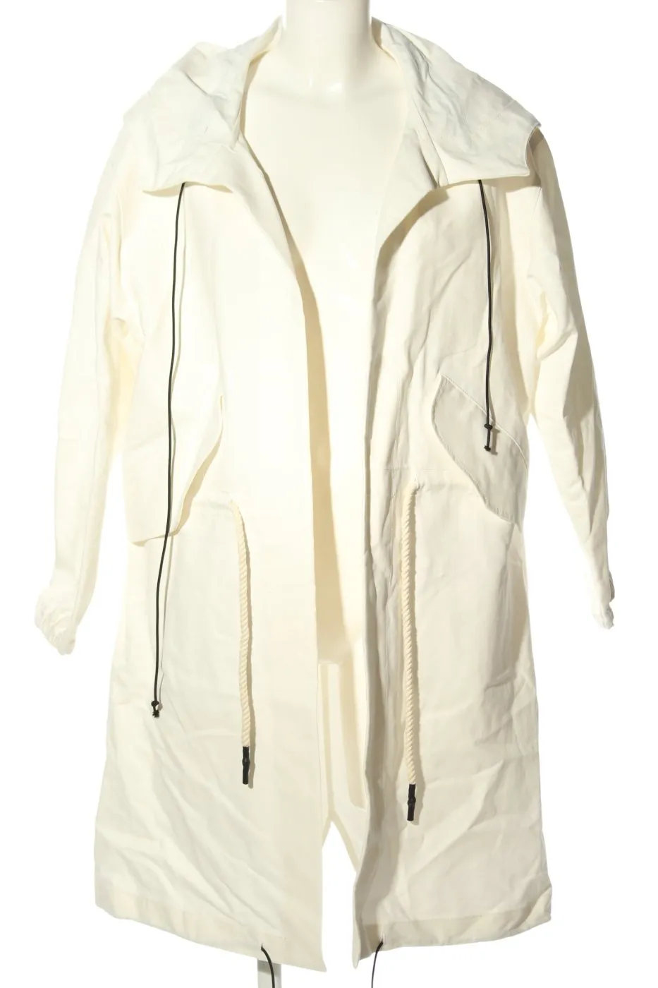 Bassike Oversized Mantel weiß Casual-Look