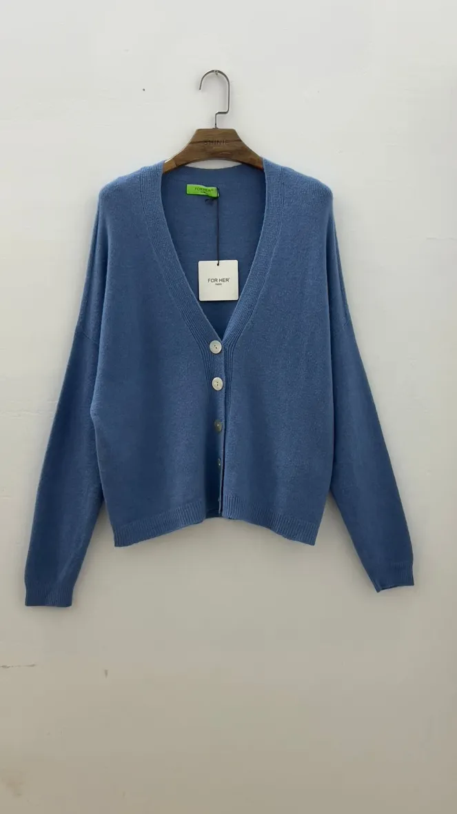 Nahtloser Cardigan mit Knöpfen, langen Ärmeln, Kaschmir-Touch