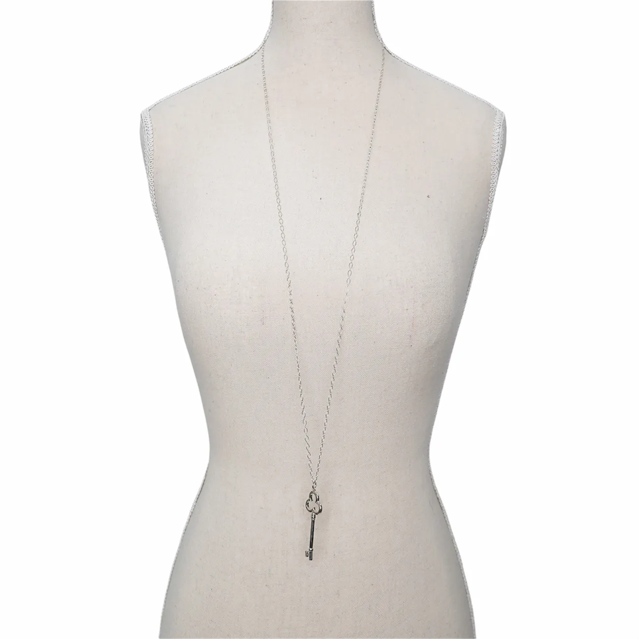 Tiffany & Co. Silberne Fleur de Lis Halskette